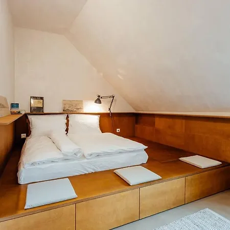 Cozy Blue House In Heart Of Old Town شقة *